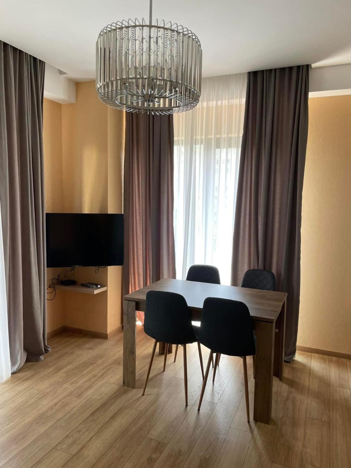 Tbilisi Hilton Apartment Exterior photo