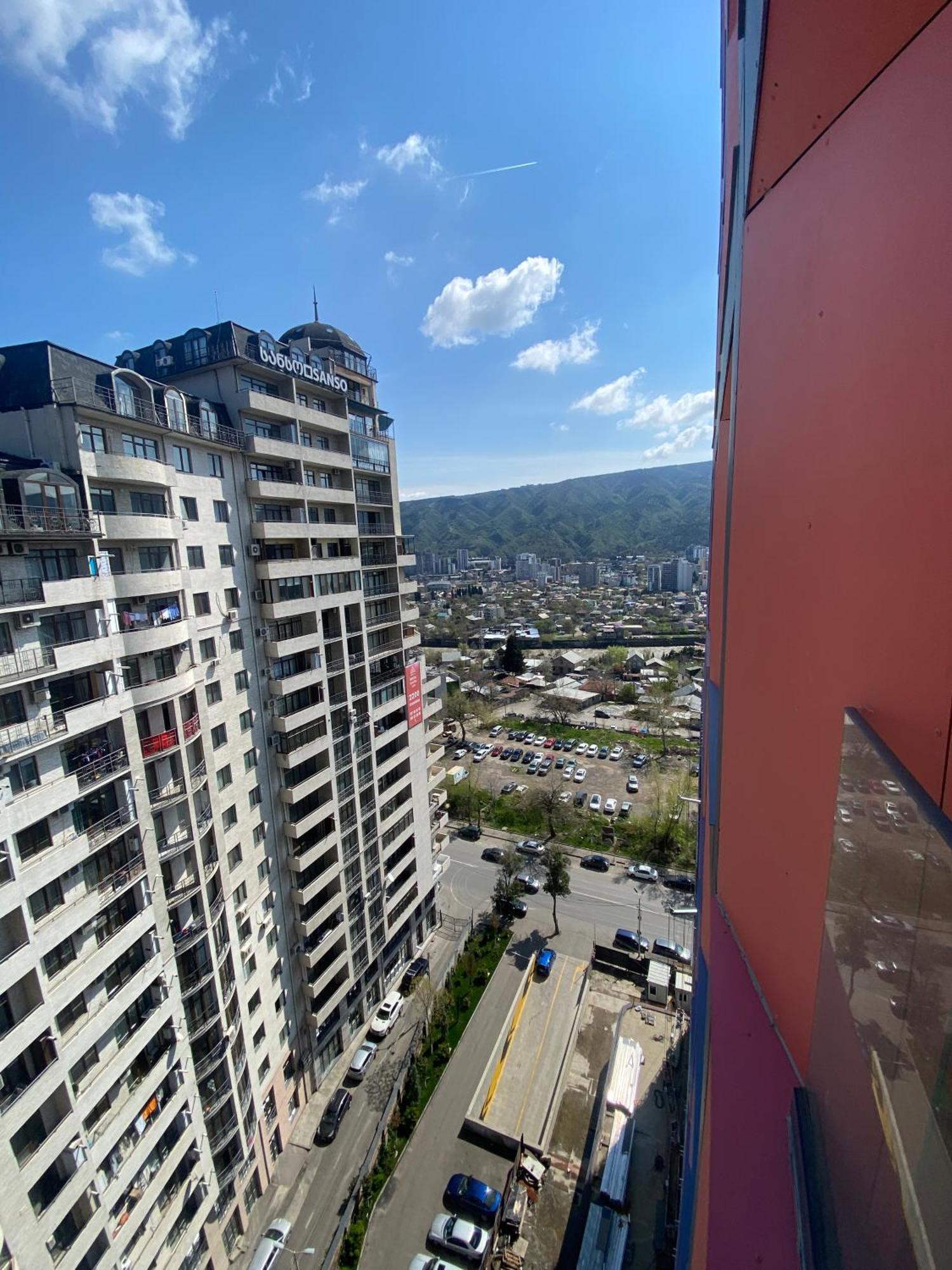 Tbilisi Hilton Apartment Exterior photo