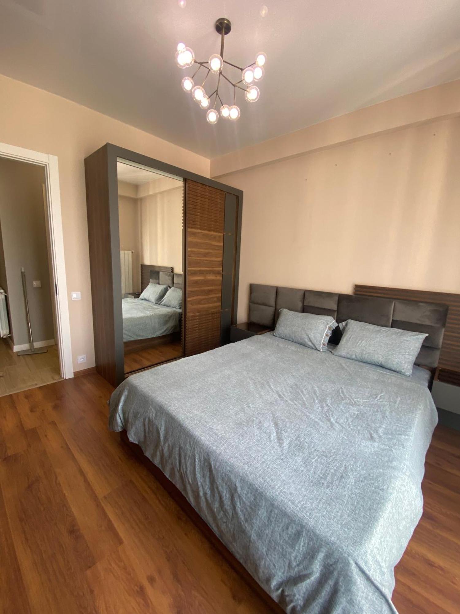 Tbilisi Hilton Apartment Exterior photo