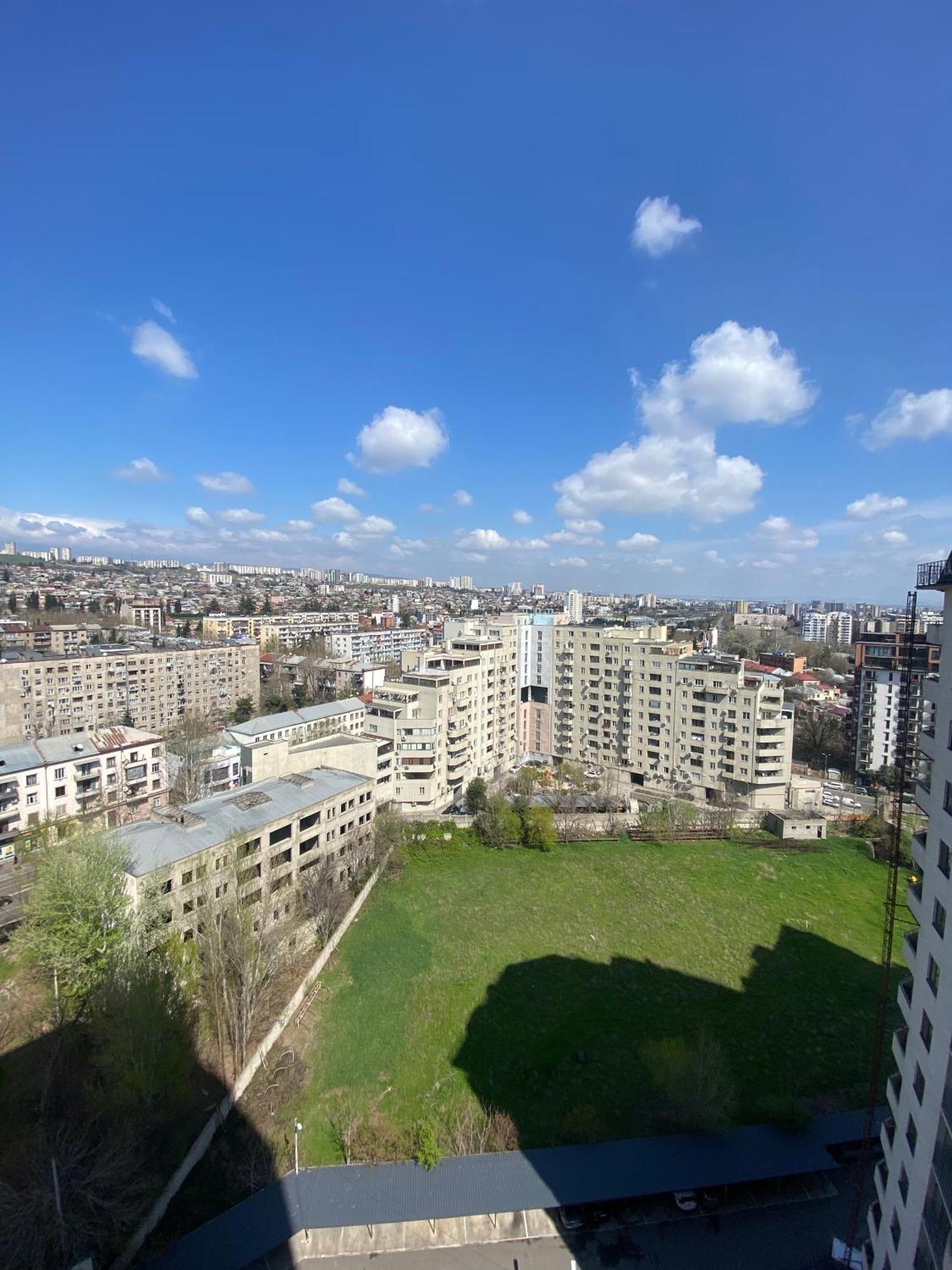 Tbilisi Hilton Apartment Exterior photo