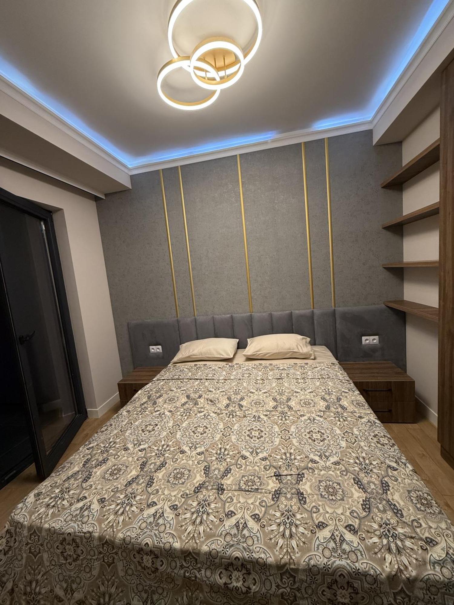 Tbilisi Hilton Apartment Exterior photo